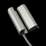 Contatto magnetico di superfice di gran potenza. Distanza di apertura di 45 mm. Incorpora tamper con micro interruttore. Finitura in lega di alta qualità. Configurazione bipolare. Pre-resistenza (A, B). Cavo blindato di 57 cm di longitudine. Colore allumi